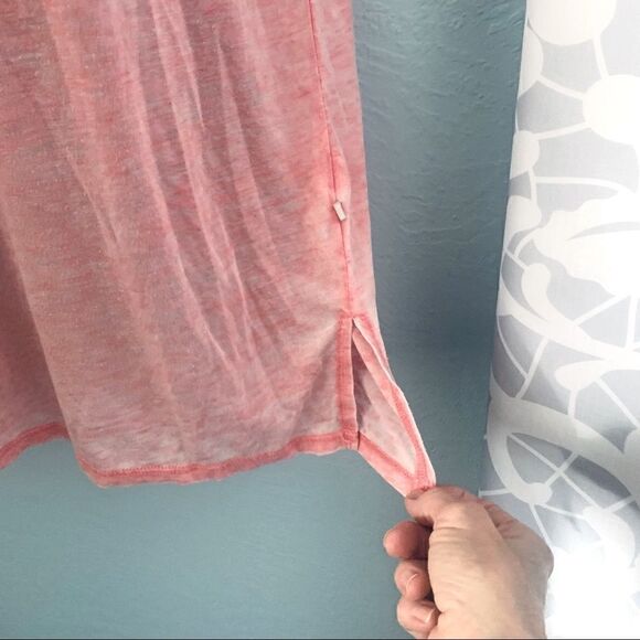 Marika Pink Washed V-Neck T-shirt Size Large - Picture 6 of 9